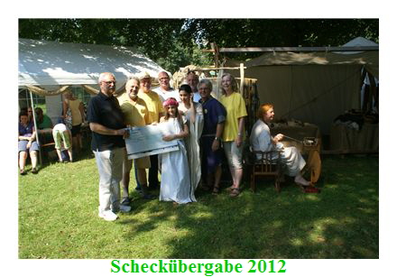 Scheckbergabe 2012